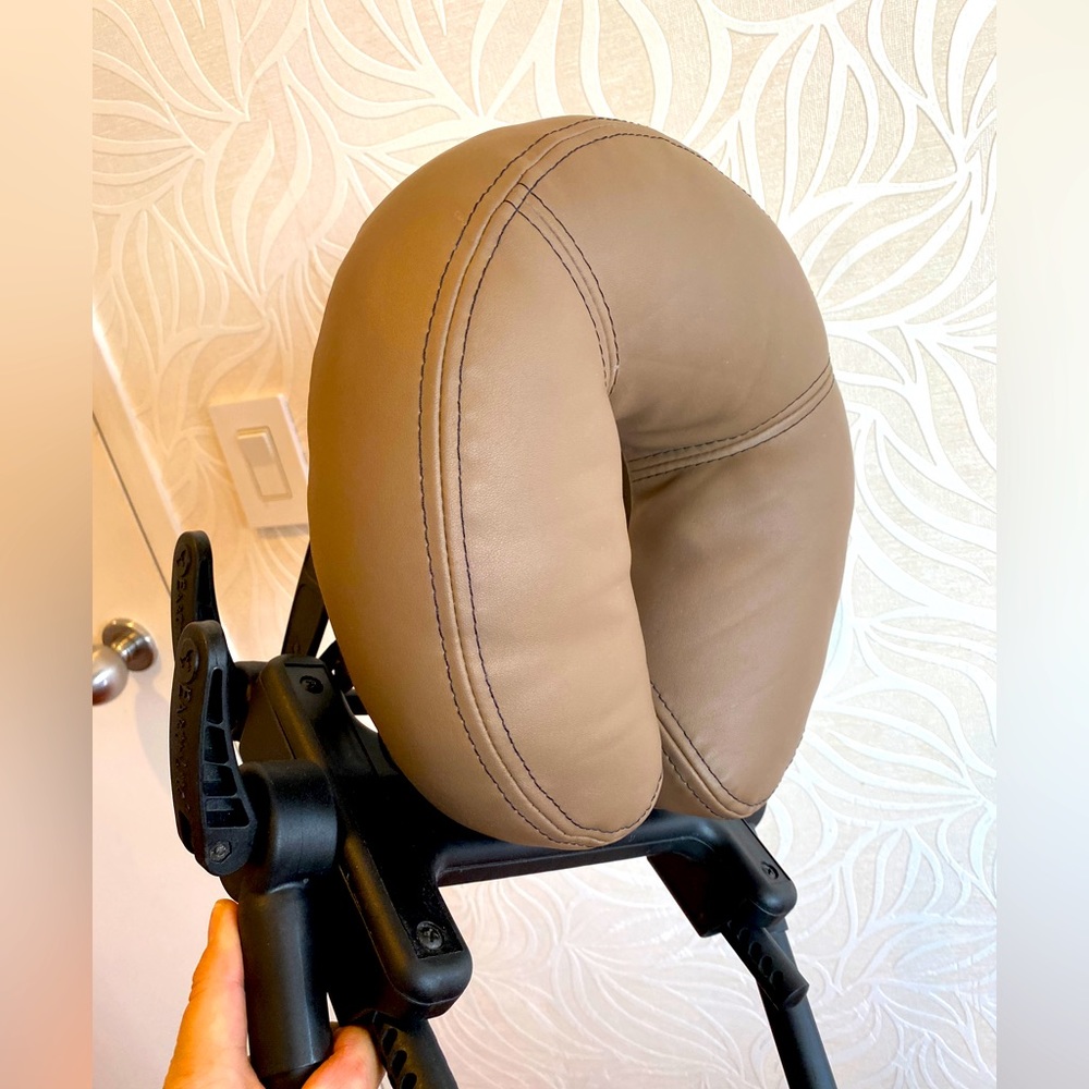 Strata FacePillow & cradle for Earthlite massage tables